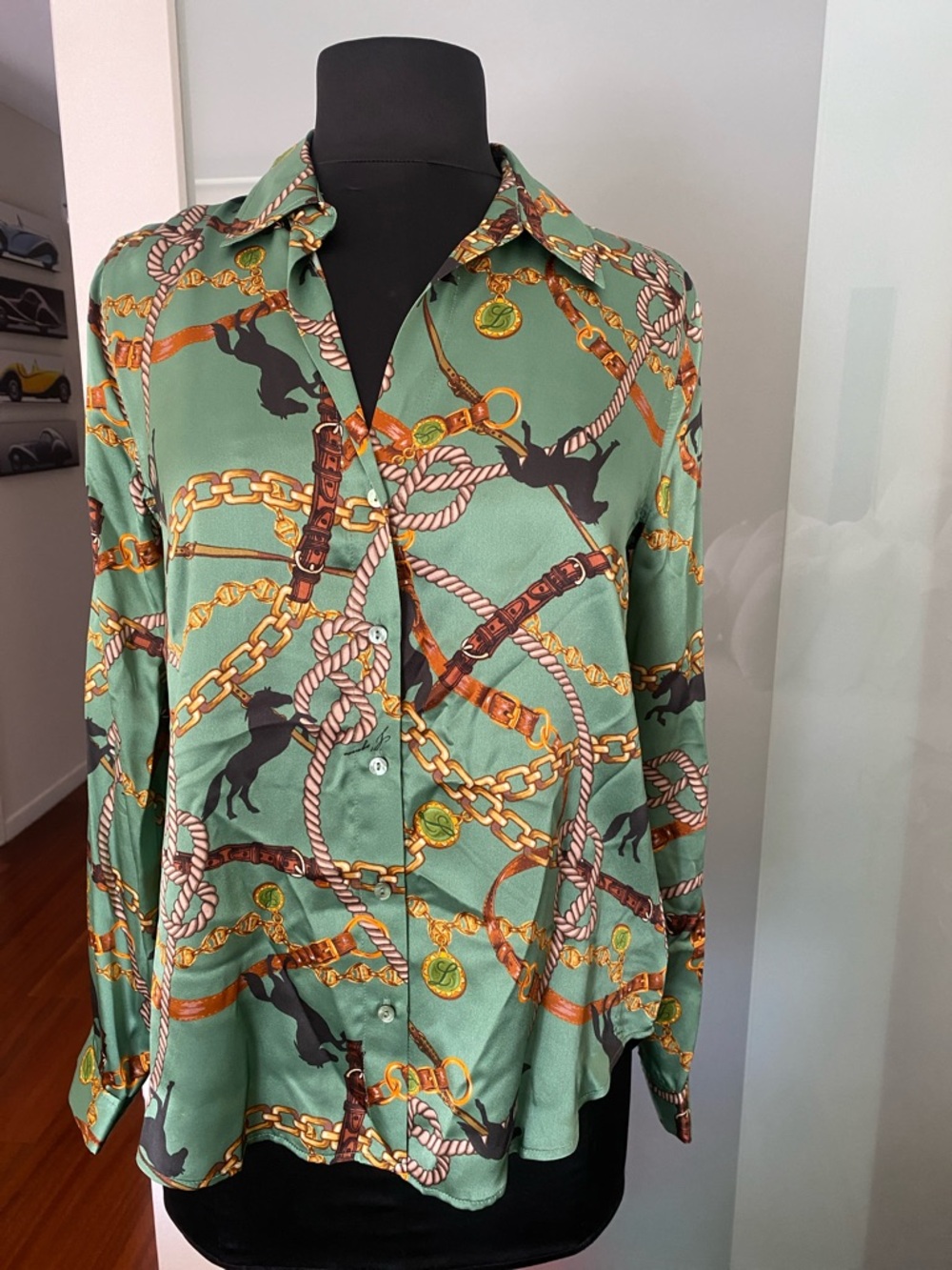Silky Green Chain & Rope Print Button-Down Blouse